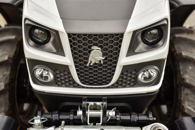 Lamborghini Spire-F 80-115 kertészeti traktorok.