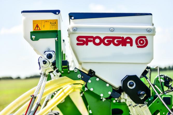 Sfoggia Gamma Plus szemenként vetőgép.