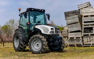 Új Lamborghini Spire F 105 kertészeti traktor.
